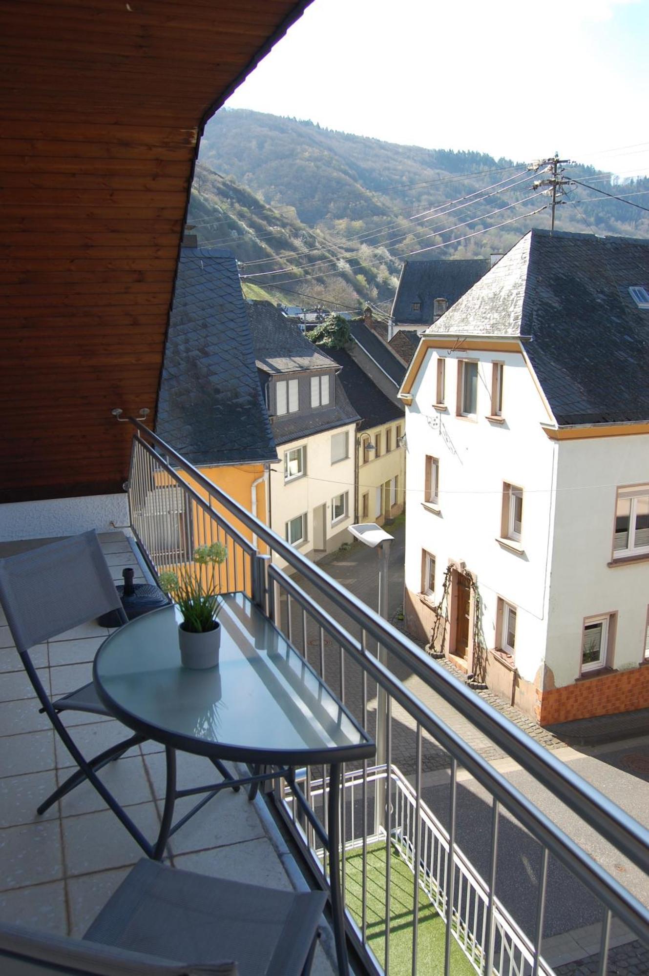 Ferienwohnung An Der Mosel, Romeo زينهايم المظهر الخارجي الصورة